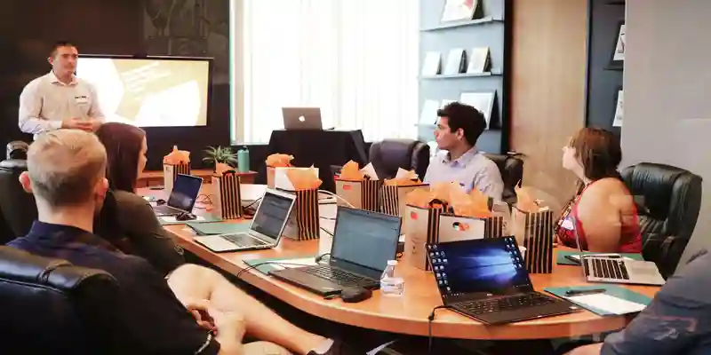 Diagnóstico de marketing digital: os 7 gargalos que travam a escala